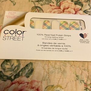 Color Street Vibrant Plaid Nail Polish Strips